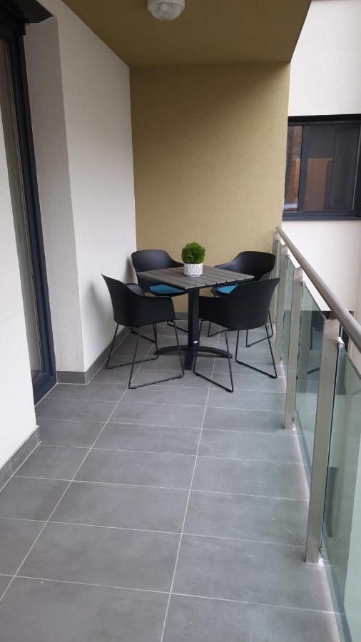 Bpr Space Grey Home With Balcony Budapest Extérieur photo