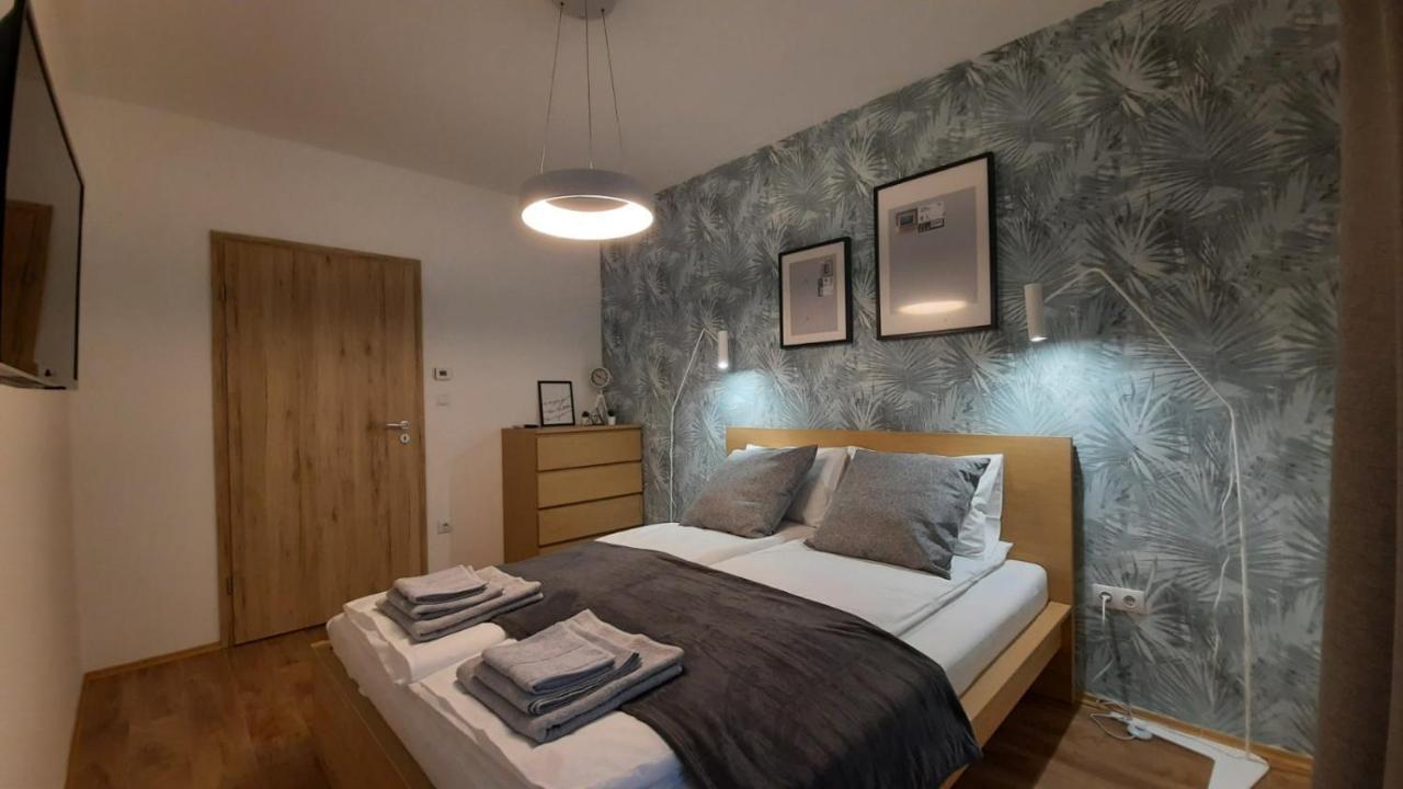 Bpr Space Grey Home With Balcony Budapest Extérieur photo