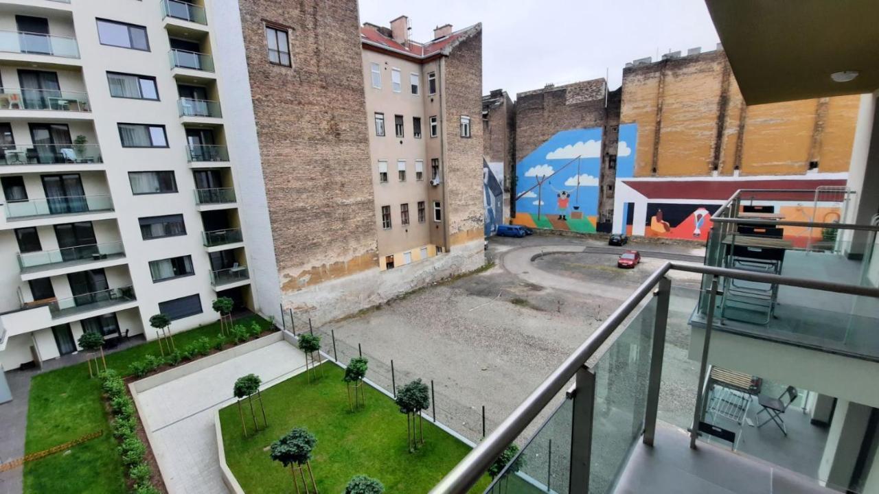 Bpr Space Grey Home With Balcony Budapest Extérieur photo